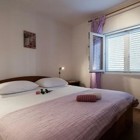 Old Town Appartement Bol